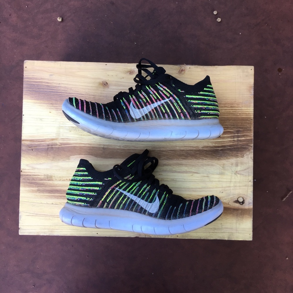 Nike Flynit running shoes
